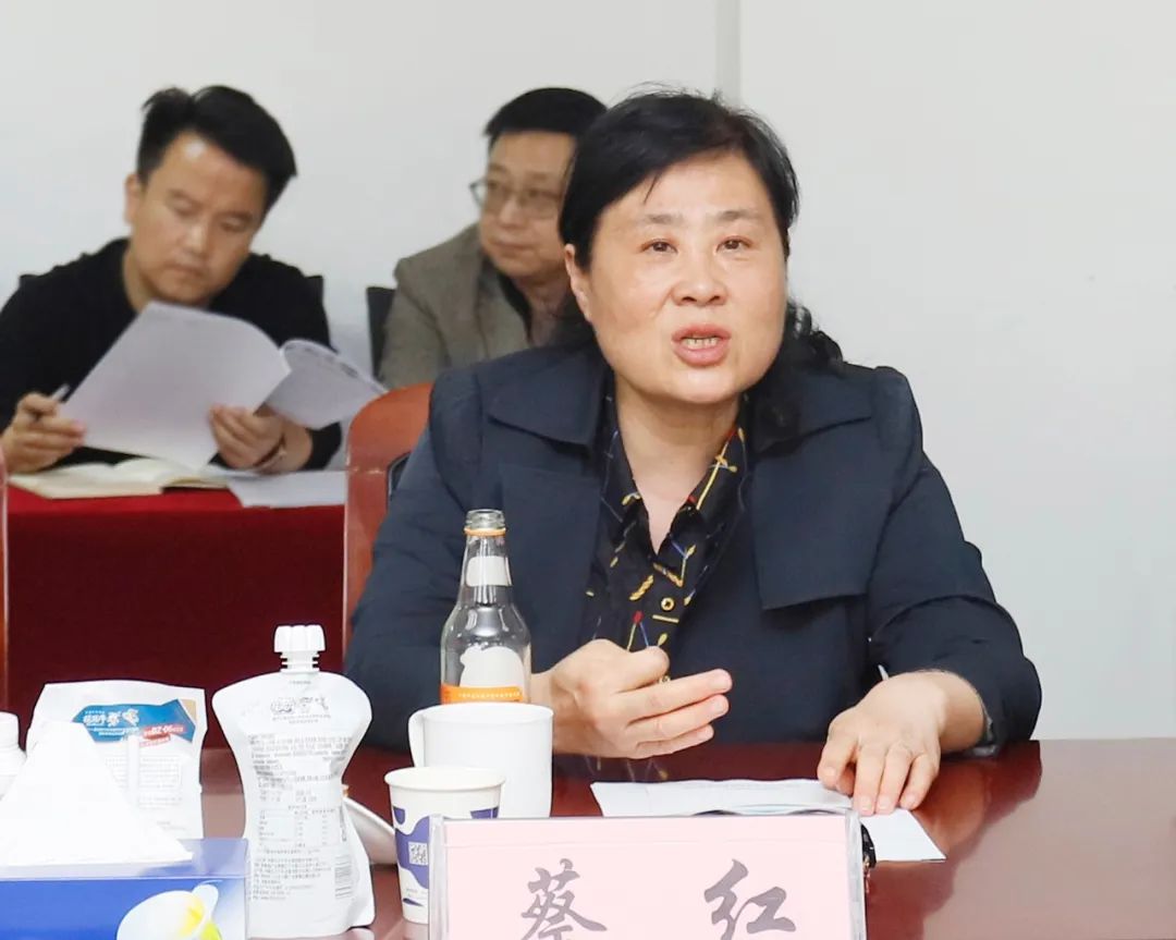 华体平台_华体（中国）一站式服务平台丨沈阳市人大常委会副主任曹鹏一行莅临华体平台_华体（中国）一站式服务平台考察座谈