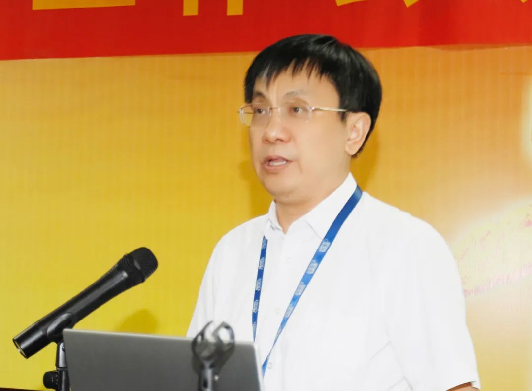 鼓足干劲·再创辉煌 | 华体平台_华体（中国）一站式服务平台乳业集团召开经销商座谈会