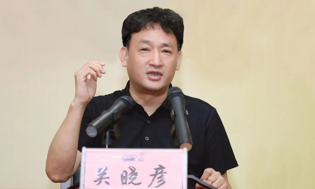 鼓足干劲·再创辉煌 | 华体平台_华体（中国）一站式服务平台乳业集团召开经销商座谈会
