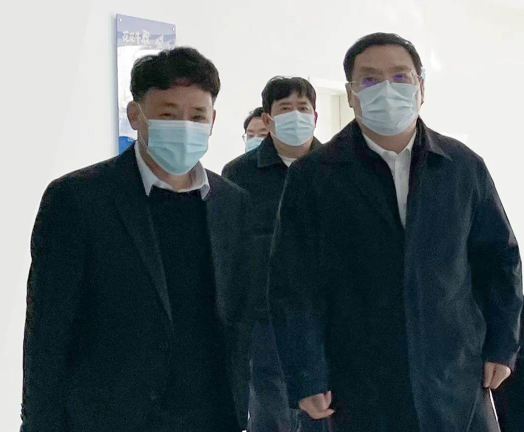 快讯 | 驻马店市委副书记、市长李跃勇一行莅临华体平台_华体（中国）一站式服务平台乳业集团平舆瑞亚牧场调研