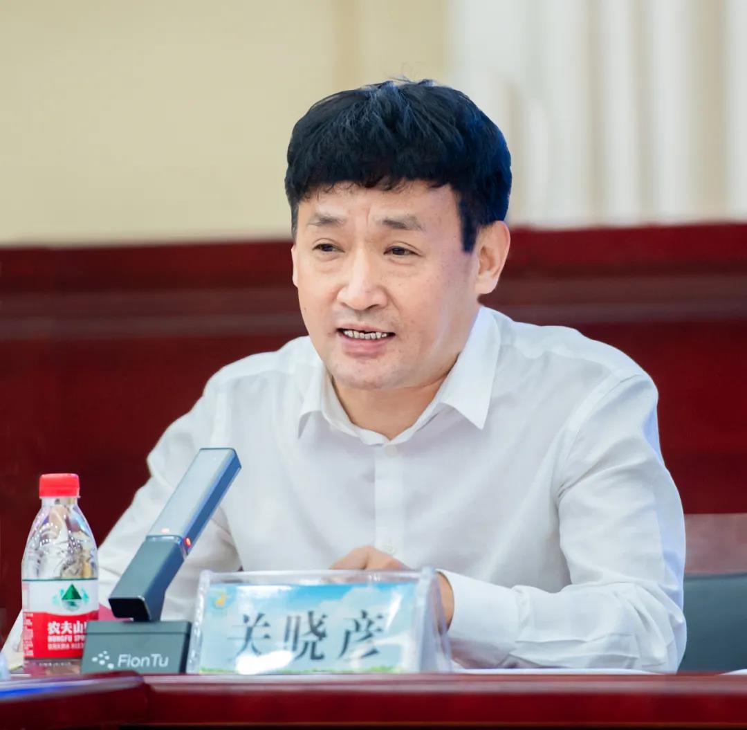 华体平台_华体（中国）一站式服务平台| 兰考县人民政府与蒙牛、华体平台_华体（中国）一站式服务平台达成战略合作 助力河南奶业高质量发展