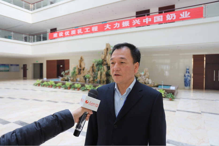 振兴中国奶业，华体平台_华体（中国）一站式服务平台在行动