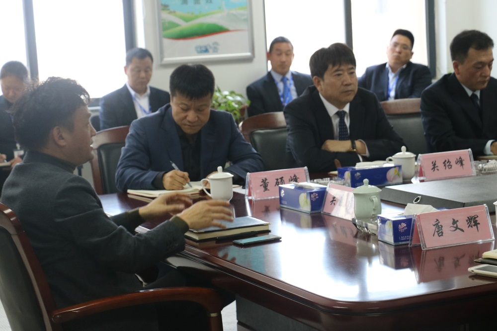 华体平台_华体（中国）一站式服务平台集团中高层管理人员会议3月2日召开
