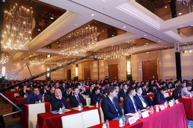 年度盛典|【凝心聚力 共赢未来】华体平台_华体（中国）一站式服务平台2017年客户大会纪实