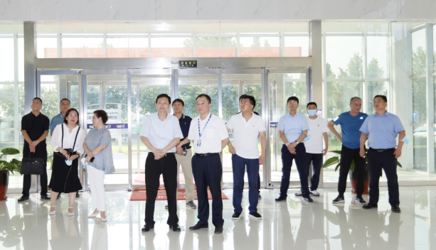 快讯|郑州市二七区委副书记、区长虎荣鑫莅临河南华体平台_华体（中国）一站式服务平台乳业集团调研