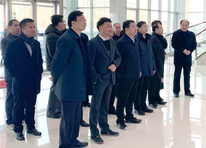 郑州市委副书记、市长王新伟莅临华体平台_华体（中国）一站式服务平台乳业集团调研