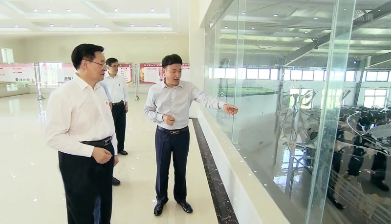 省委书记王国生到河南华体平台_华体（中国）一站式服务平台乳业集团·新蔡瑞亚牧业有限公司调研